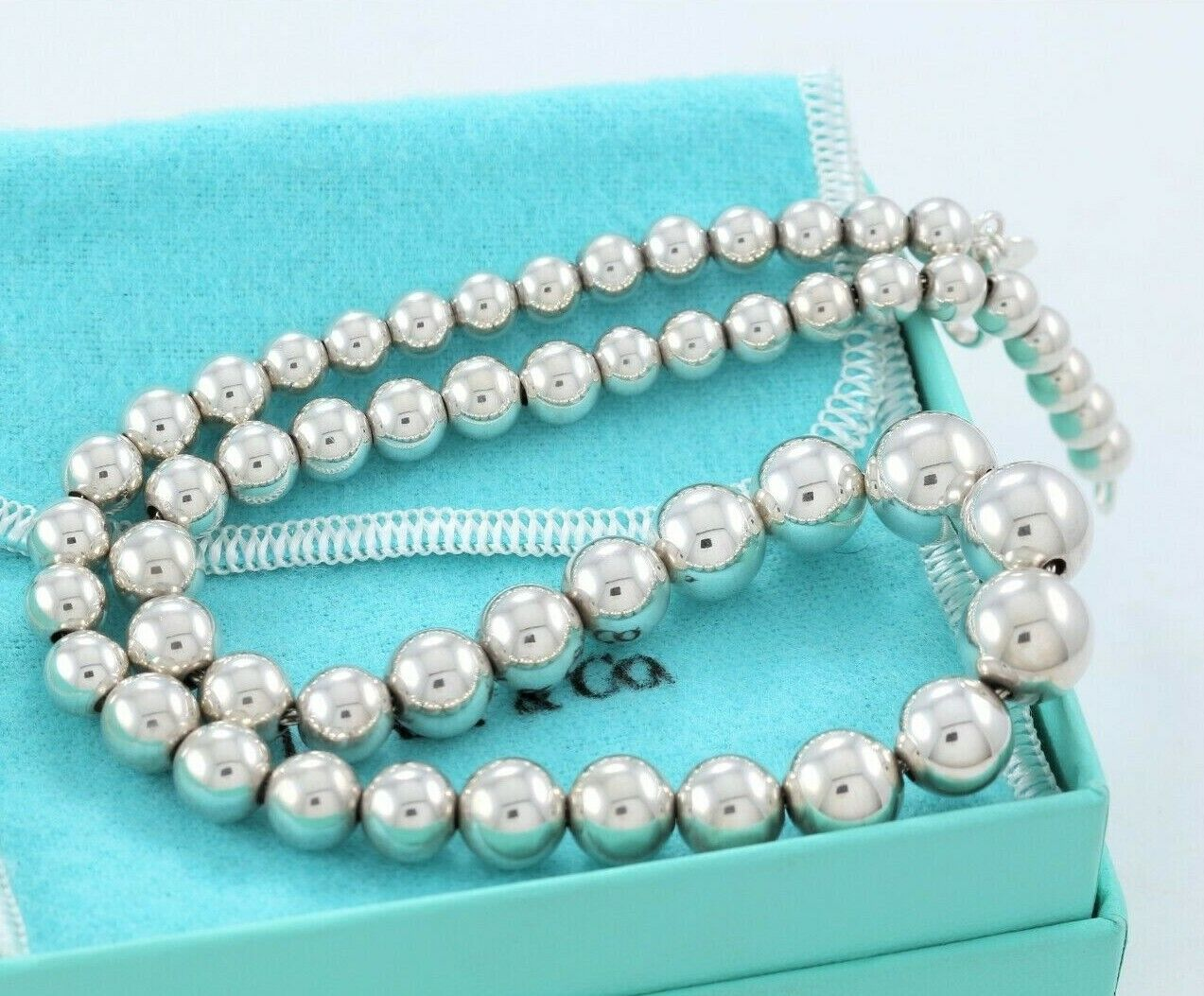 Tiffany & Co Sterling Silver HardWear Graduated Ball Bead Necklace in Pouch Ware